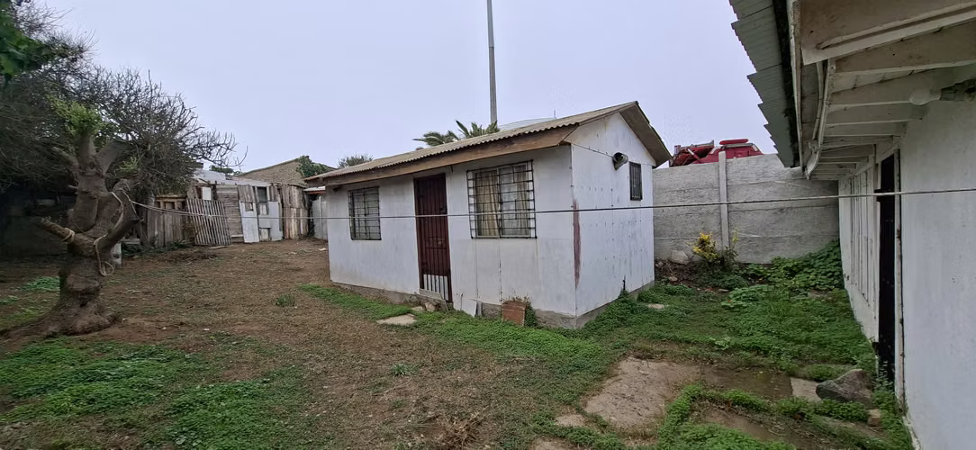 Quintero , casa solida 36M2 , 400 Terreno excelente ubicación , pasos del hospital