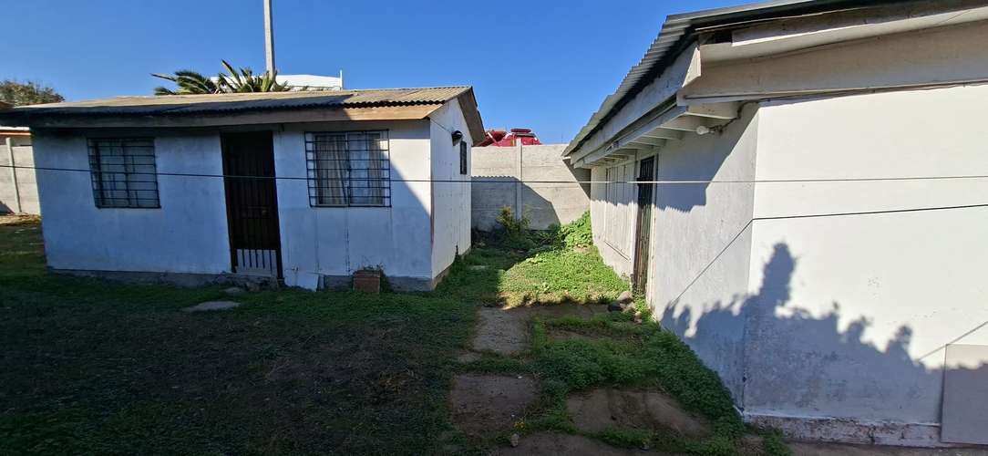 Quintero , casa solida 36M2 , 400 Terreno excelente ubicación , pasos del hospital