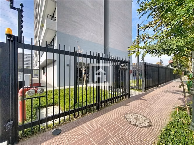 HERMOSO Y NUEVO DEPTO 1H1B PISO 8 EN LA CISTERNA