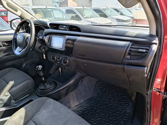 TOYOTA HILUX 2021