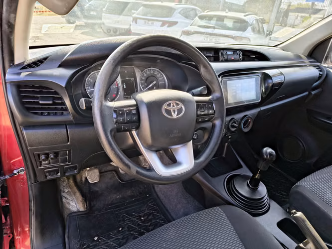 TOYOTA HILUX 2021