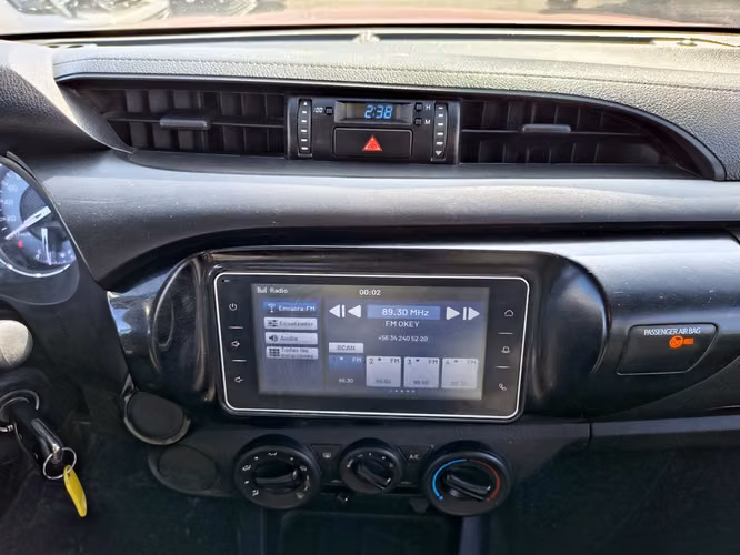 TOYOTA HILUX 2021