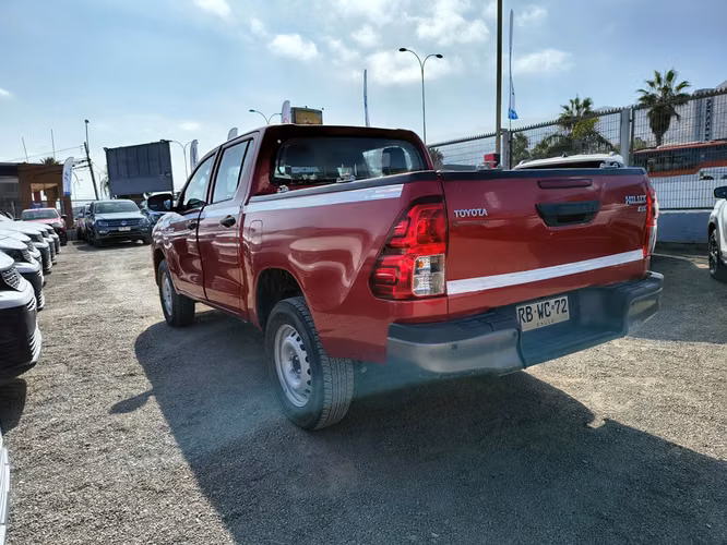TOYOTA HILUX 2021