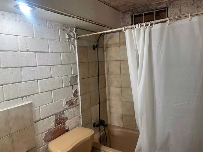 Casa 4D/2B para remodelar (167389)