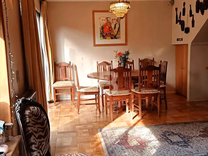 Luminosa Casa en venta en condominio - Huechuraba.CBG