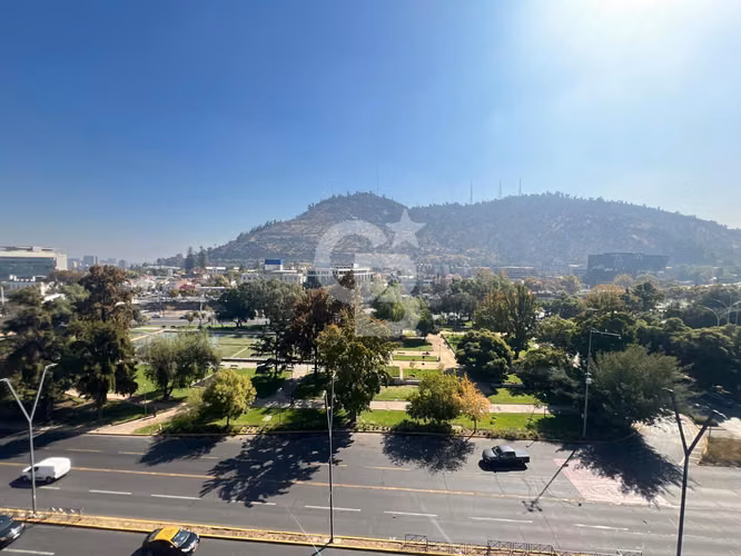 Edificio Corporativo con Uso Mixto/Providencia.CBG