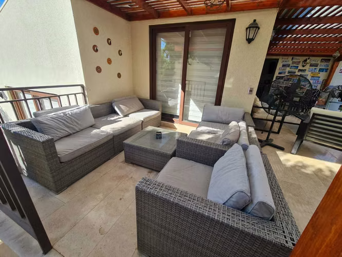 Hermosa casa con piscina temperada (167765)
