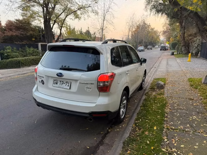 Subaru Forester AT 2.0 2015