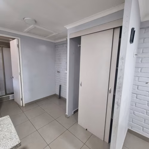 ARRIENDO DEPARTAMENTO INTERIOR PARA PERSONA SOLA