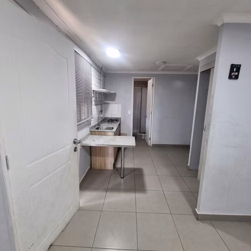 ARRIENDO DEPARTAMENTO INTERIOR PARA PERSONA SOLA
