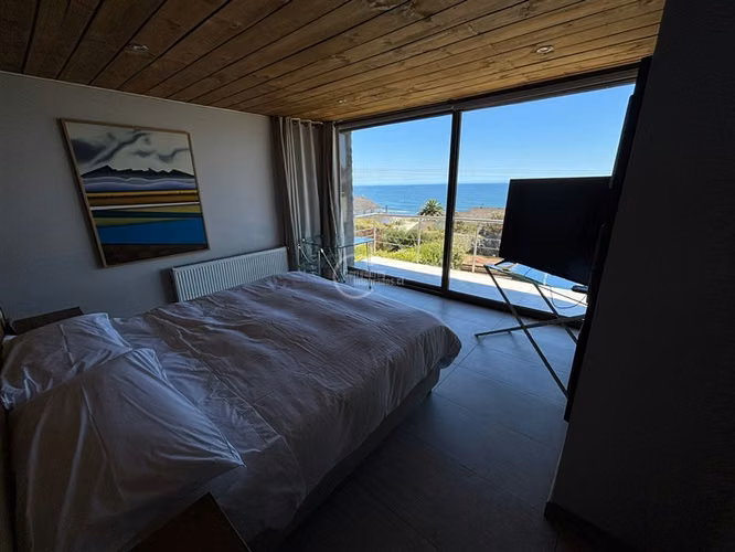 Casa Gran vista, 4 dorm. terraza estar quincho. S Domingo FR