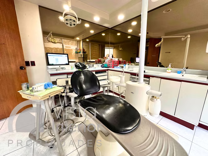 Clínica Dental Consolidada en Metro Tobalaba (167796)