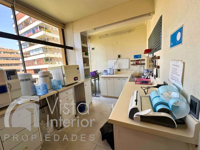 Clínica Dental Consolidada en Metro Tobalaba (167796)