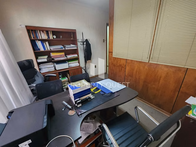 VENTA AMPLIA OFICINA 5 PRIVADOS SECTOR TRIBUNALES