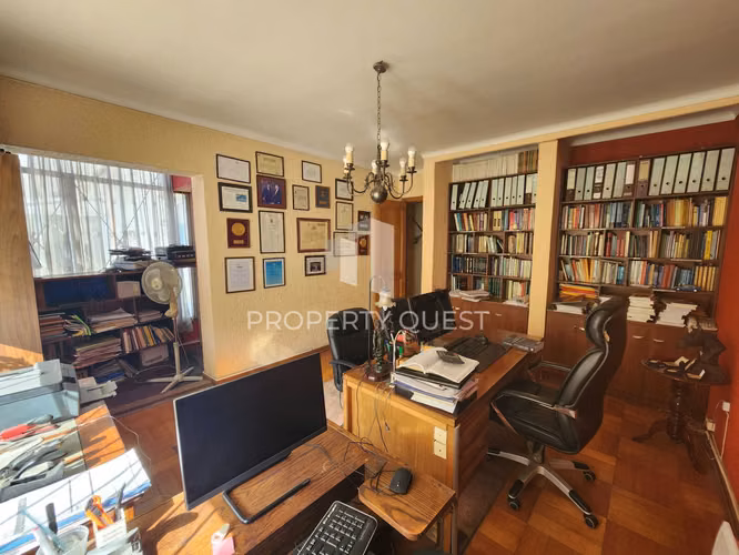 VENTA AMPLIA OFICINA 5 PRIVADOS SECTOR TRIBUNALES