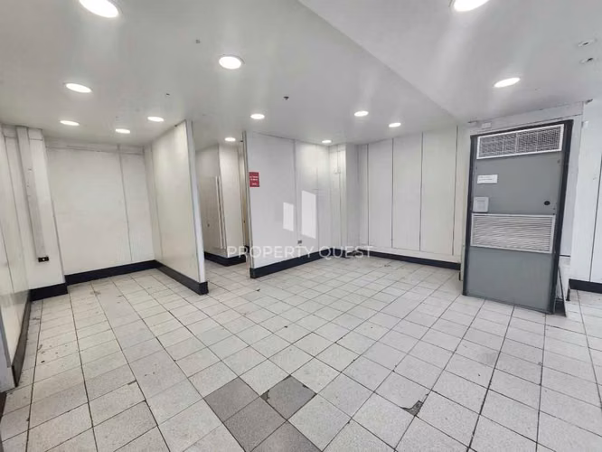 VENTA AMPLIO LOCAL COMERCIAL CONCEPCION - Imagen 9