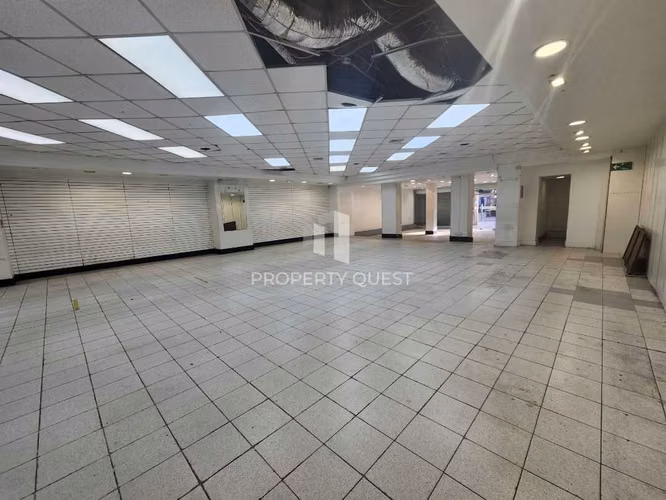 VENTA AMPLIO LOCAL COMERCIAL CONCEPCION - Imagen 8