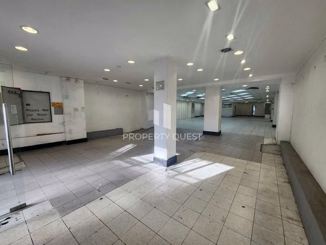 VENTA AMPLIO LOCAL COMERCIAL CONCEPCION - Imagen 6