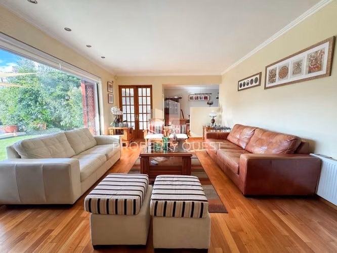 VENTA AMPLIA CASA 6D+4B CON PISCINA ANDALUE