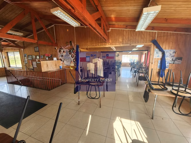 VENTA AMPLIO RESTAURANTE PLAYA BLANCA CORONEL