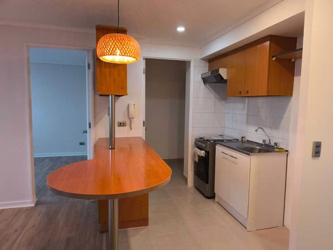Remodelado Depto con Excelente Conectividad (167807)