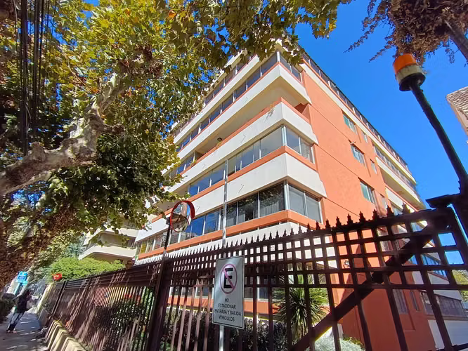 4 Norte, 3 dorm, 3 baños, 2 estacionamientos (122710)
