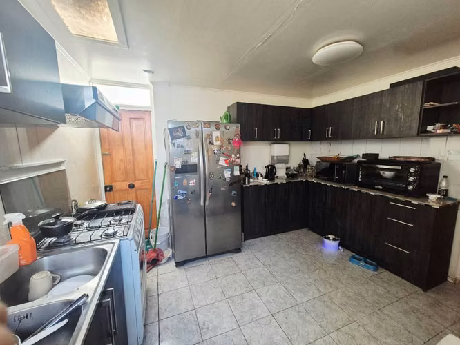 Corredora vende casa en avda Grecia salida sur Calama