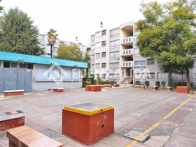 CONDOMINIO AMIGABLE Departamento venta 2 dorm. Santiago