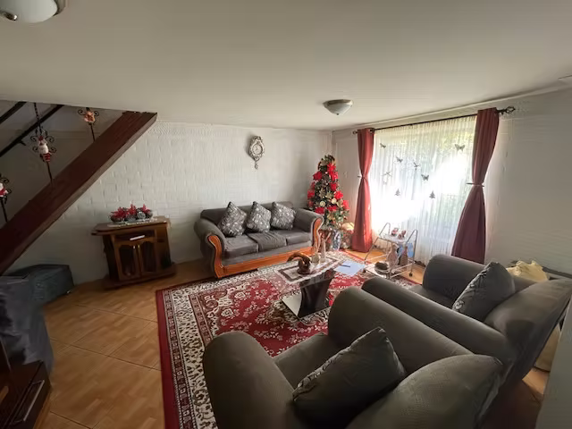 VENDE HERMOSA CASA TALCA