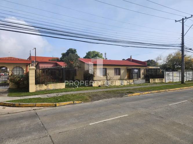 VENTA CASA PARA REMODELAR JAIME REPULLO
