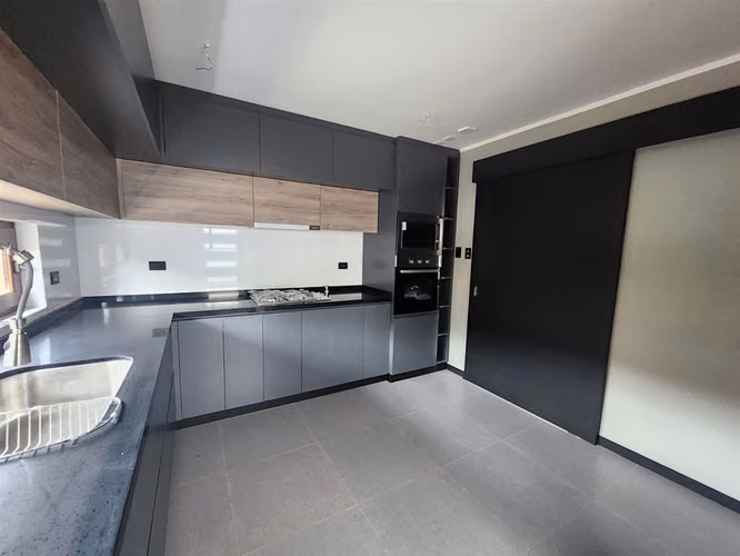 CASA Casa en VENTA o ARRIENDO Condominio Mirador de Nogales, Machalí