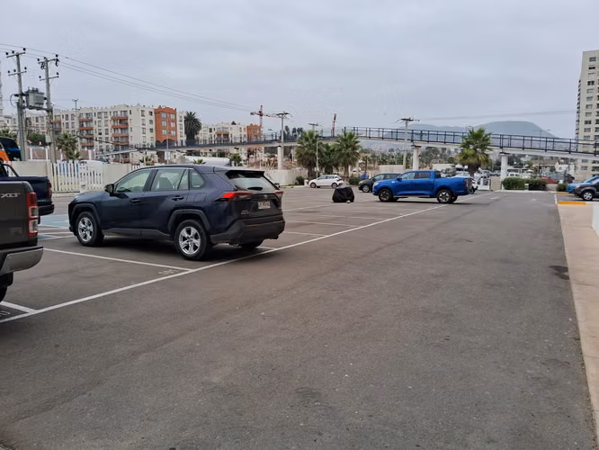 AMOBLADO DE MARZO A DICIEMBRE, CONDOMINIO PLAYA HERRRADURA
