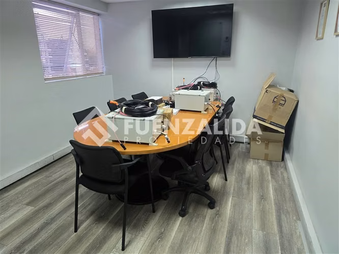 Oficina en venta Metro Escuela Militar, Las Condes - Imagen 2