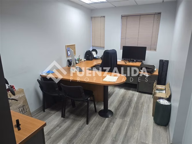 Oficina en venta Metro Escuela Militar, Las Condes - Imagen 4
