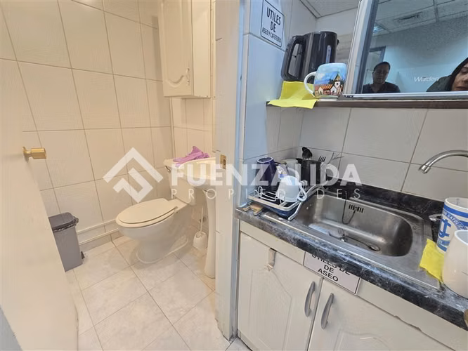 Oficina en venta Metro Escuela Militar, Las Condes - Imagen 13