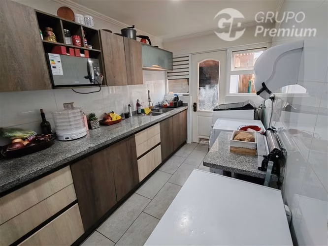 Casa en venta de 3 dorm. en La Serena