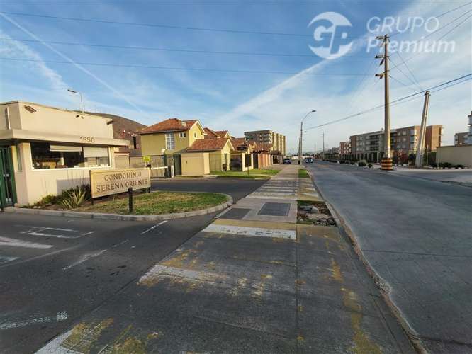 Casa en venta de 3 dorm. en La Serena - Imagen 2
