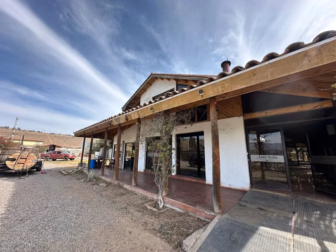 SE ARRIENDA HERMOSO LOCAL COMERCIAL (167953)
