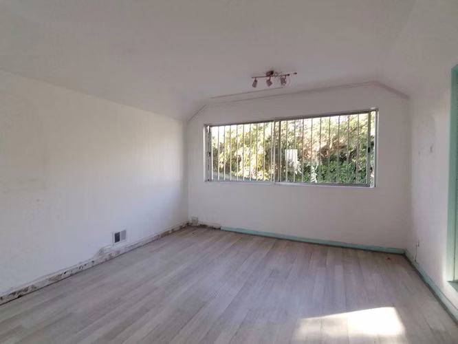 OFICINA-BODEGA EN SEGUNDO PISO (167957) - Imagen 5