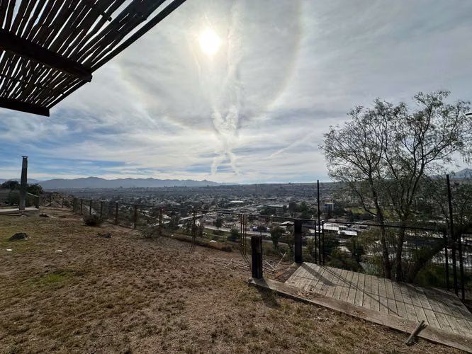 SE ARRIENDA HERMOSO LOCAL COMERCIAL (167976)