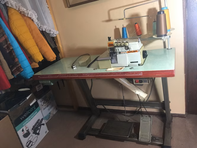 Maquina Coser Overlock Industrial