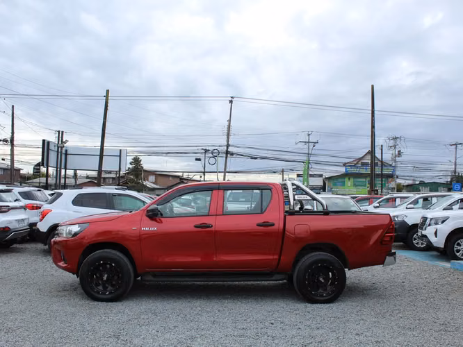 TOYOTA HI LUX D CAB 
