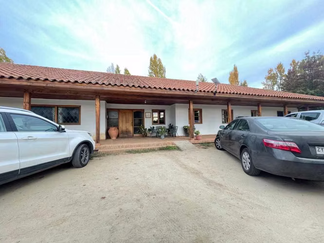 Casa Amplia con Patio Soleado (168024)