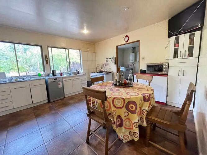 Casa Amplia con Patio Soleado (168024)