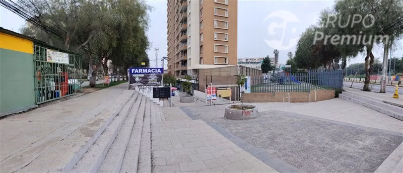 VENTA DE LOCAL COMERCIAL METRO BARRANCAS PUDAHUEL