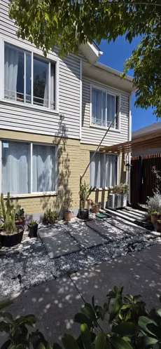 EXCELENTE CASA EN CONDOMINIO 3D/3B
