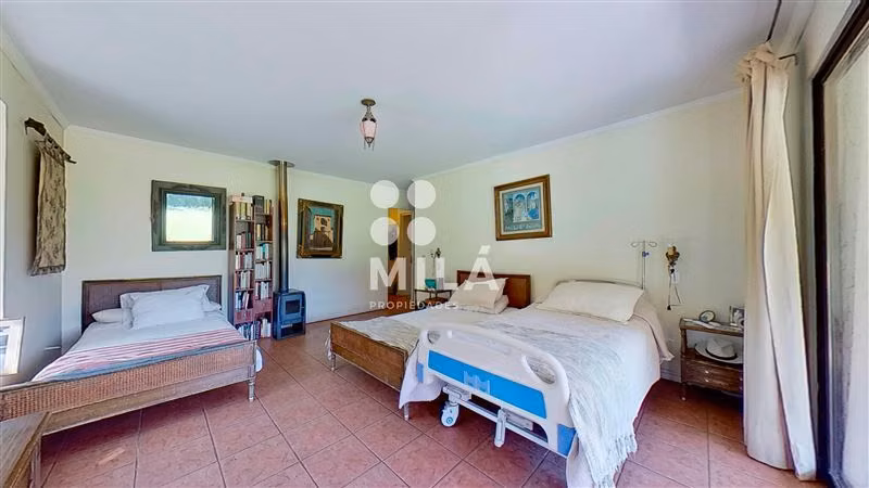 Parcela de 3.7ha, agroresidencial, casa patronal