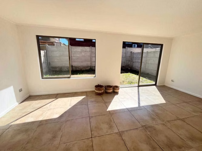 Casa en sector oriente Talca  (168073)