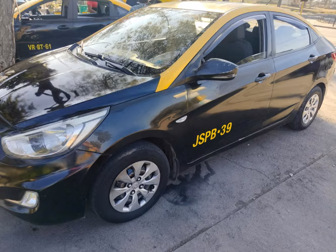 vendo Taxi Hyundai accent excelente estado