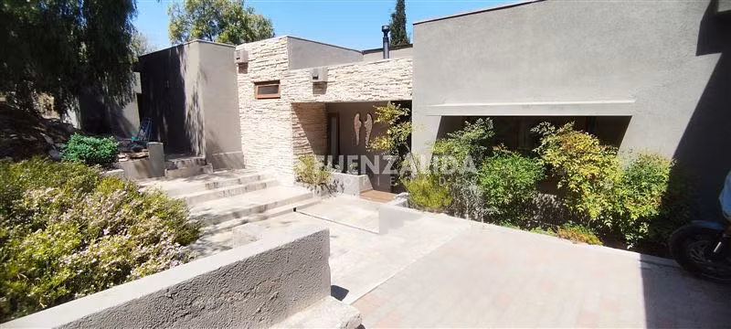 Espectacular casa 5d 5b - 240m2 Chicureo, Cerro La Pava